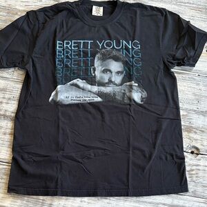 In excellent condition, Brett Young concert tee, size L